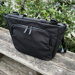 荷物が多くても問題なし！ 「BRAVO TOTE BLACK」は荷物を詰め込みたくなる2Wayバッグ